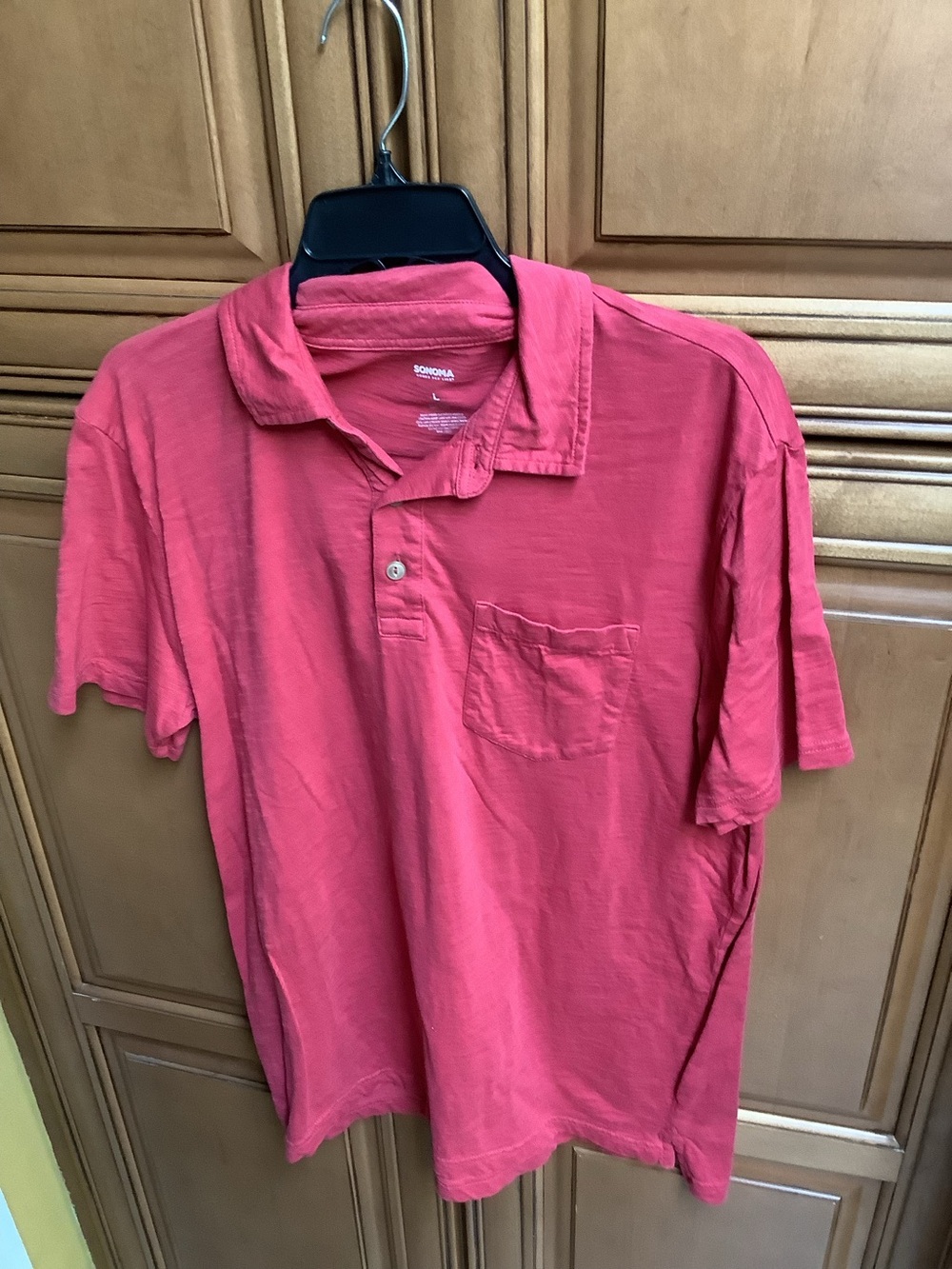 SONOMA MENS SHORT SLEEVE POLO SHIRT IN CORAL RED